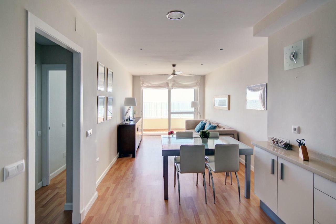 Apartamento Playa Victoria Кадис Екстериор снимка